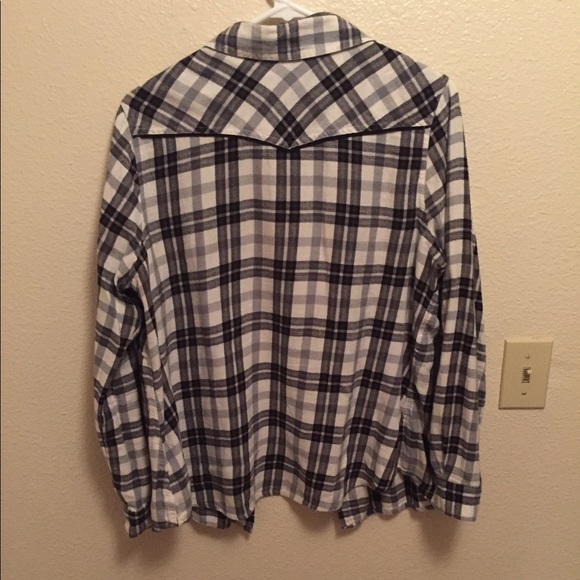 Flannel button up - Picture 2 of 2